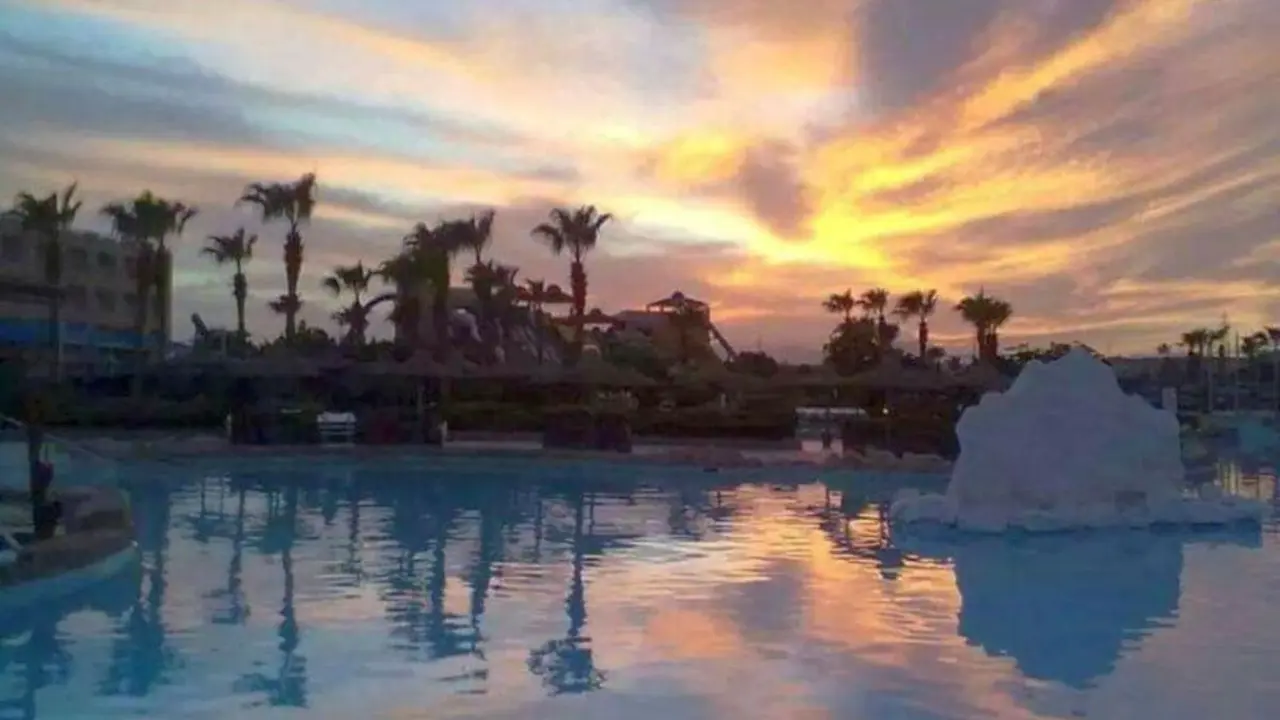 الفندق تيتانيك أكوا بارك-للعائلات والأزواج فقط - الغردقة